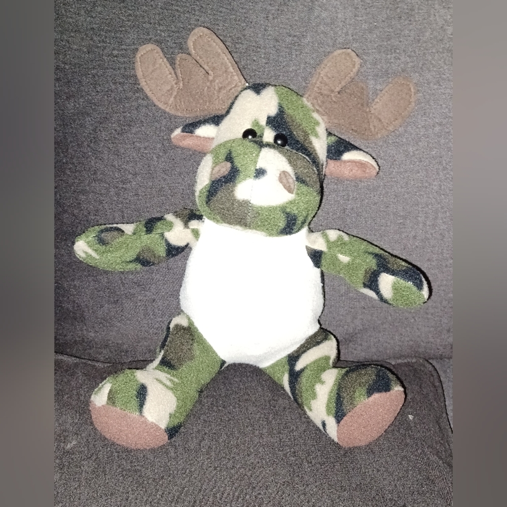 🍀Hugfun International camo moose plush (121422C)